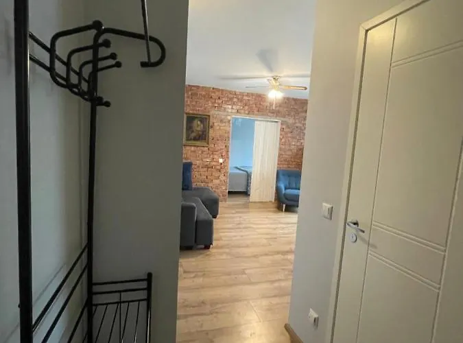 Apartment Vanalinna Suvituskorterid - Pikk 6 Ja 8